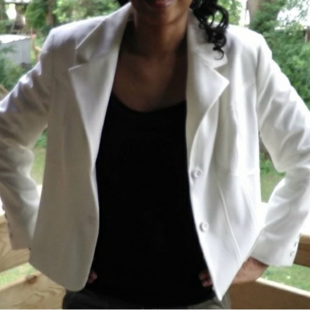 Worthington white blazer